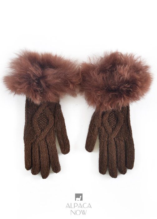 Diamond Cable Alpaca Gloves With Fur