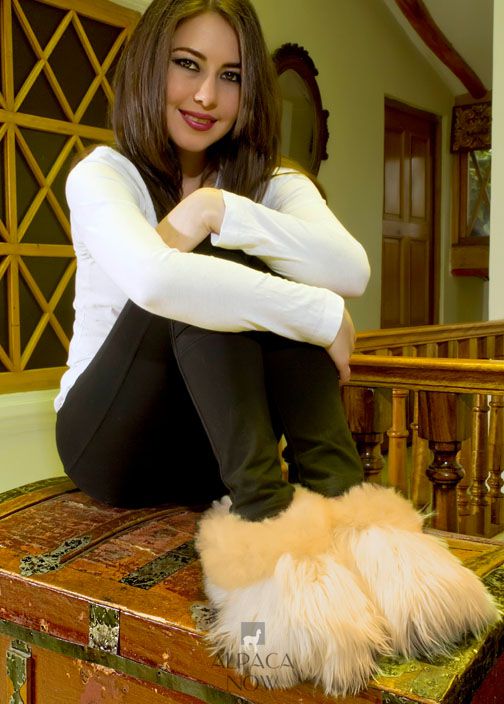 PREMIUM Baby Suri Fur Fuzzy Slippers